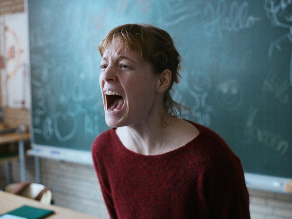 Image from The Teachers' Lounge showing the main character Carla Nowak (Leonie Benesch) shouting in a classroom.