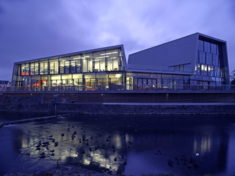 Picture of the Source Arts Centre in Thurles at night